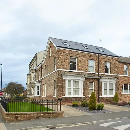 4 Bluebridge Court